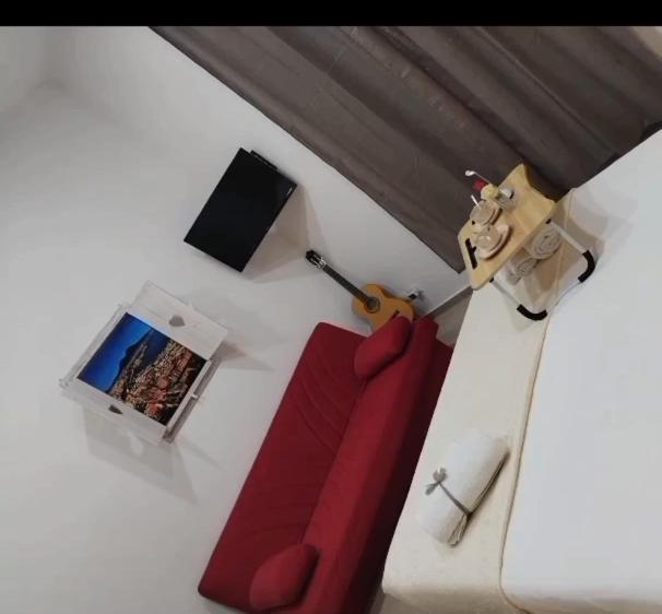 Casa Al Centro Di A' Fenestrella Apartment *